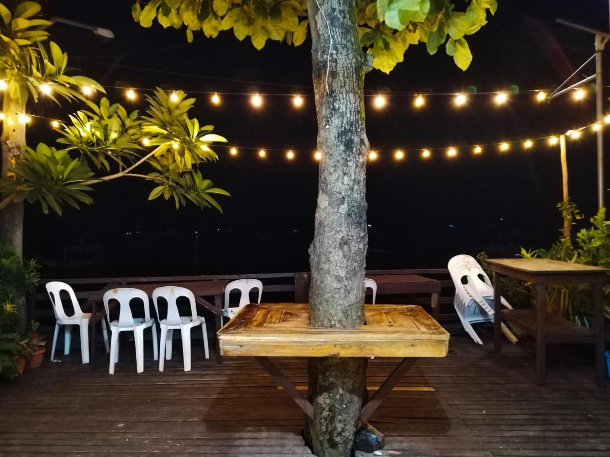 אל נידו Joyful Guest House מראה חיצוני תמונה