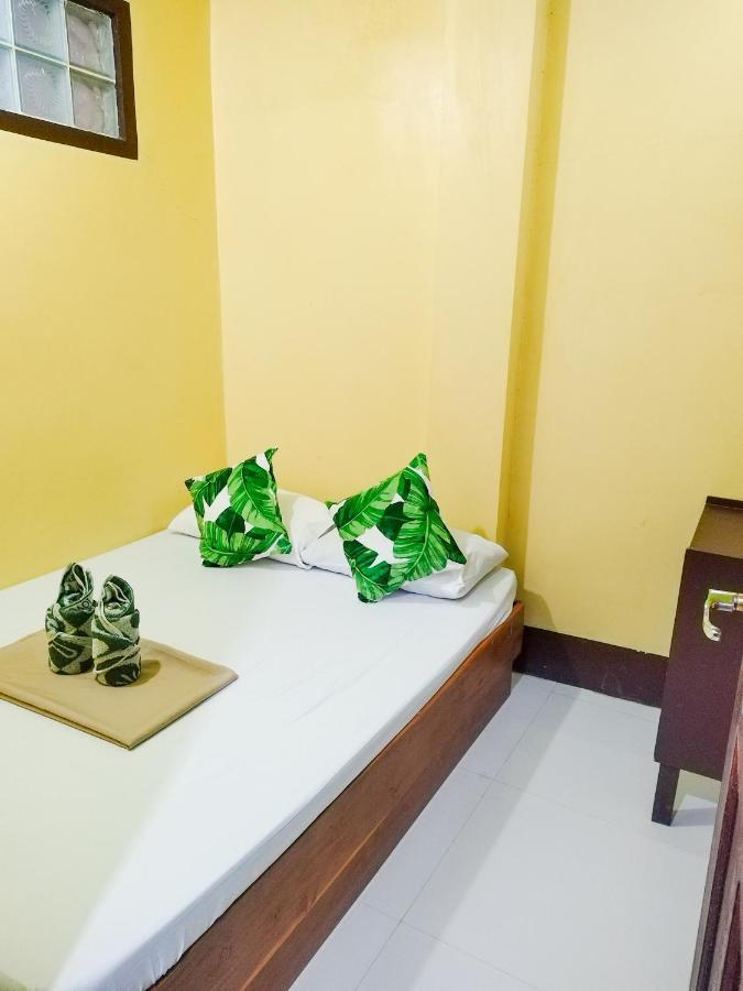 אל נידו Joyful Guest House מראה חיצוני תמונה